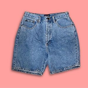 Gap medium wash jorts/shorts size 12 trending